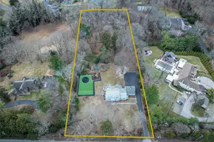 1678 Cedar Swamp Rd, Brookville, NY 11545 - Photo 39