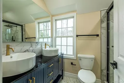 1678 Cedar Swamp Road, Brookville, NY 11545 - Photo 23