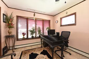 136 Maple St, Massapequa Park, NY 11762 - Photo 17