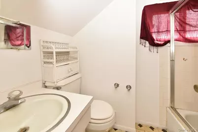 136 Maple Street, Massapequa Park, NY 11762 - Photo 11