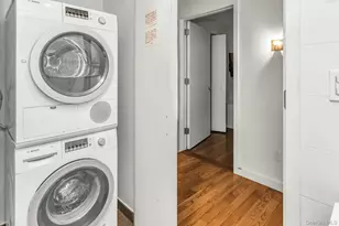 39-16 Prince St, Flushing, NY 11354 - Photo 21