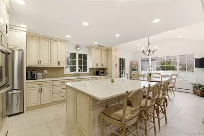 23 Astro Place, Dix Hills, NY 11746 - Photo 11