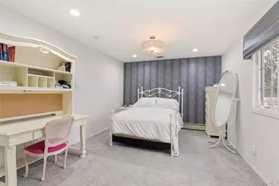 23 Astro Place, Dix Hills, NY 11746 - Photo 31