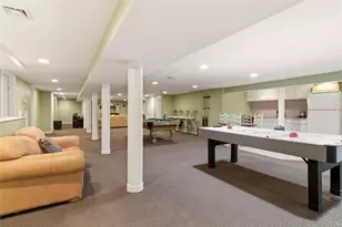 23 Astro Pl, Dix Hills, NY 11746 - Photo 33