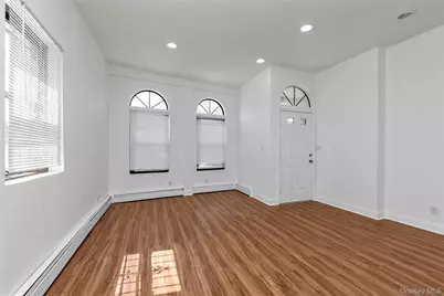 7719 Parsons Boulevard, Fresh Meadows, NY 11366 - Photo 5