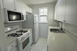 1-62 Sea Grass Ln, Arverne, NY 11692 - Photo 5