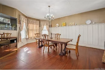 7 The Court, New Rochelle, NY 10801 - Photo 11