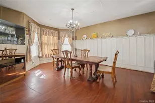 7 The Ct, New Rochelle, NY 10801 - Photo 11