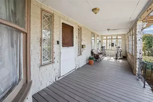 7 The Ct, New Rochelle, NY 10801 - Photo 3