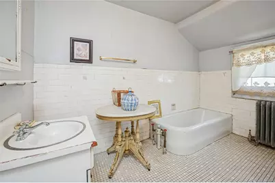 7 The Court, New Rochelle, NY 10801 - Photo 21