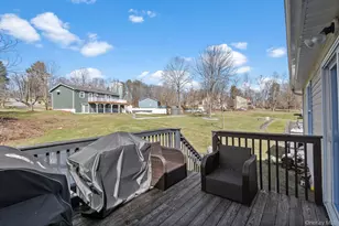 24 Watkins Dr, Walden, NY 12586 - Photo 35