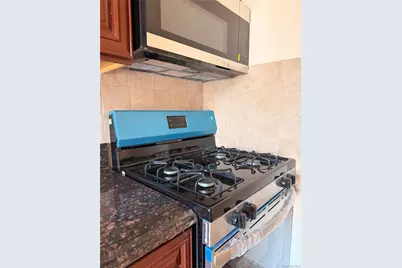 310 S 7th Avenue, Mount Vernon, NY 10550 - Photo 9