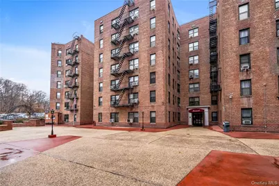 83-75 Woodhaven Boulevard #6U, Woodhaven, NY 11421 - Photo 1