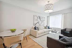 218 Middle Neck Rd, Great Neck, NY 11021 - Photo 25