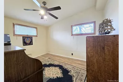 32 Dennis Drive, Ronkonkoma, NY 11779 - Photo 11