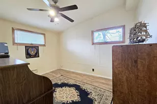 32 Dennis Dr, Ronkonkoma, NY 11779 - Photo 11