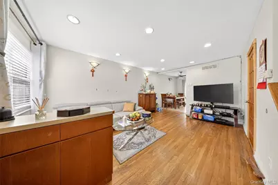 69-20 199th Street, Fresh Meadows, NY 11365 - Photo 5