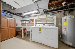 69-20 199th St, Fresh Meadows, NY 11365 - Photo 17