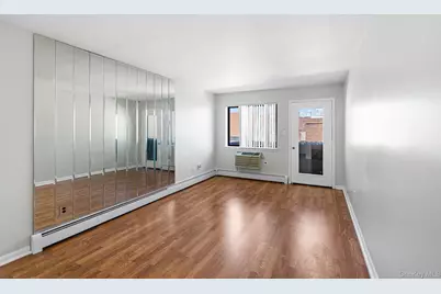 9711 N Conduit Avenue #3C, Ozone Park, NY 11417 - Photo 11