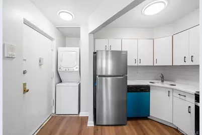 9711 N Conduit Avenue #3C, Ozone Park, NY 11417 - Photo 7