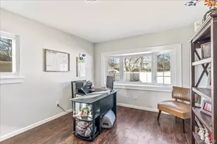 214 Woodycrest Dr, Holtsville, NY 11742 - Photo 11