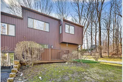 4 Aspen Court, Highland Mills, NY 10930 - Photo 3