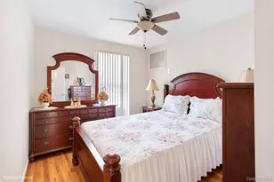 727 E 83rd St, Brooklyn, NY 11236 - Photo 5