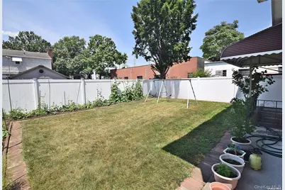 305 S 10th Street, New Hyde Park, NY 11040 - Photo 19