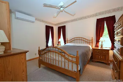 120 Arlington Road, Ronkonkoma, NY 11779 - Photo 15