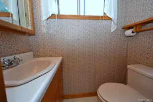 120 Arlington Rd, Ronkonkoma, NY 11779 - Photo 17