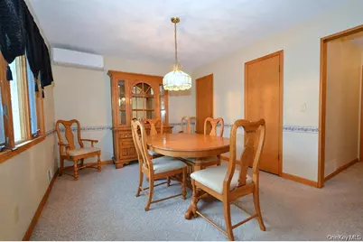 120 Arlington Road, Ronkonkoma, NY 11779 - Photo 9