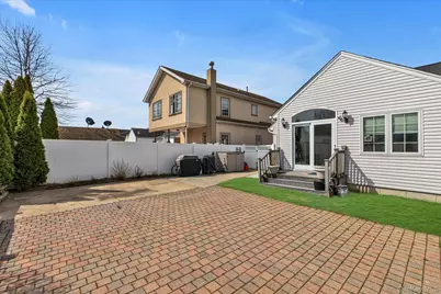 163 Hoffman Street, Franklin Square, NY 11010 - Photo 17