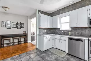 163 Hoffman St, Franklin Square, NY 11010 - Photo 5