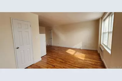 222-89 Braddock Ave #3-D, Bellerose, NY 11428 - Photo 5
