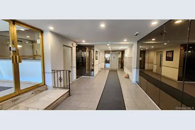 222-89 Braddock Ave #3-D, Bellerose, NY 11428 - Photo 9