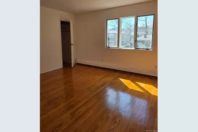 68 Kirkwood Road, Port Washington, NY 11050 - Photo 7