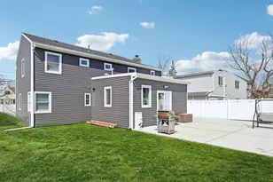 1361 Kew Ave, Hewlett, NY 11557 - Photo 21