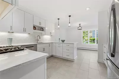 5 Elizabeth Court, Briarcliff Manor, NY 10510 - Photo 5