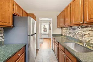 186 Pine Wood, Hartsdale, NY 10530 - Photo 13