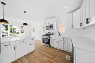 87 Parsons Dr, Hempstead, NY 11550 - Photo 3