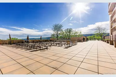 1155 Warburton Avenue #4K, Yonkers, NY 10701 - Photo 13