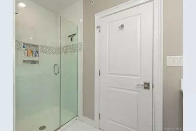 5 Rosebud Lane, Babylon, NY 11702 - Photo 11