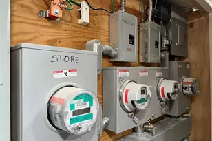 39-31 47th Ave, Sunnyside, NY 11104 - Photo 23