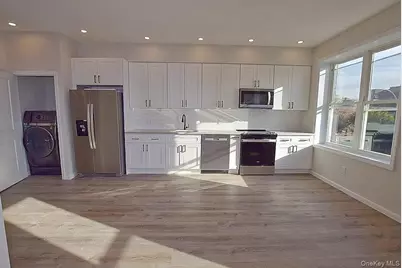 39-31 47th Avenue, Sunnyside, NY 11104 - Photo 17