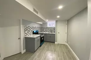 8 Grant Ave, Brentwood, NY 11717 - Photo 15