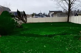 8 Grant Ave, Brentwood, NY 11717 - Photo 19