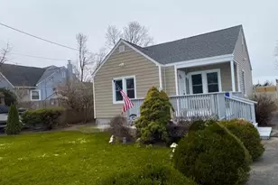 8 Grant Ave, Brentwood, NY 11717 - Photo 3