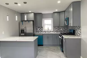 8 Grant Ave, Brentwood, NY 11717 - Photo 7