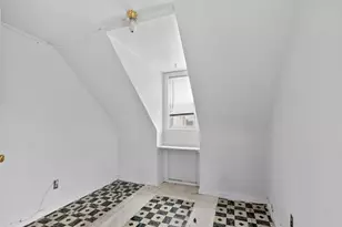 271 Ivy St, West Hempstead, NY 11552 - Photo 17