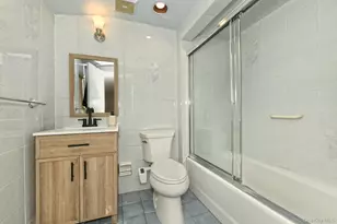 8 Sherwood Dr, Huntington, NY 11743 - Photo 21